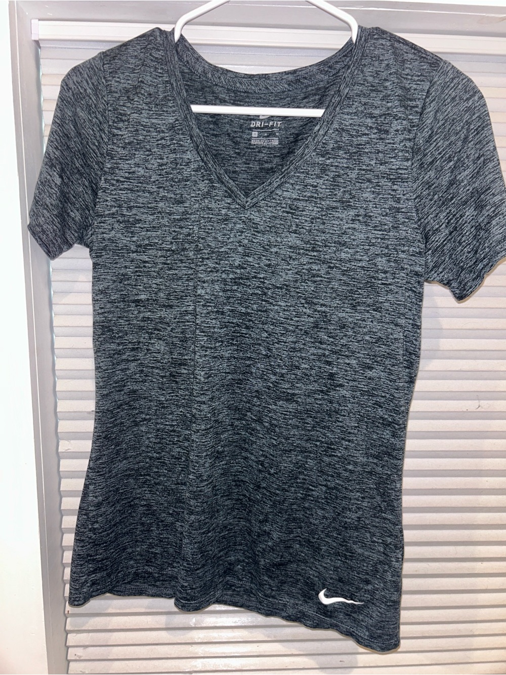Nike Dri-Fit V-Neck Tee | M | Heathered Black & Blue/Gray